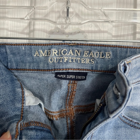American Eagle Denim Shorts - Picture 3 of 4